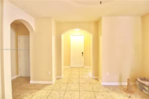 3663 SE 2nd Dr, Homestead, FL 33033, Sold 11/09/23