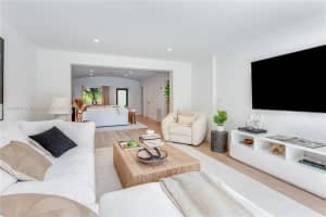 5225 N Bay Rd, Miami Beach, FL 33140, Sold 12/01/23