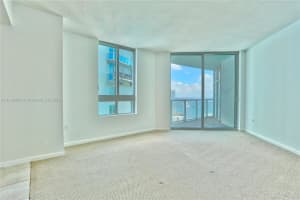 1900 N Bayshore Dr APT 4110, Miami, FL 33132, Sold 10/19/23