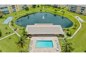 206 SE 10th St APT 106, Dania Beach, FL 33004, Sold 11/29/23