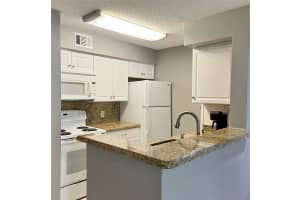 2826 S University Dr APT 3103, Davie, FL 33328, Sold 10/02/23