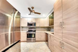 600 Parkview Dr APT 629, Hallandale Beach, FL 33009, Sold 12/28/23