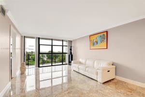 600 Parkview Dr APT 629, Hallandale Beach, FL 33009, Sold 12/28/23