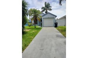 767 SW 10th St, Homestead, FL 33034, Sold 10/02/23