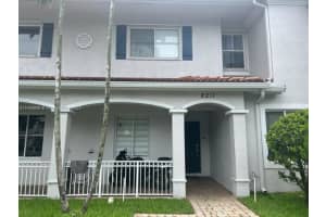 8211 SW 27th St #104, Miramar, FL 33025, Sold 10/13/23