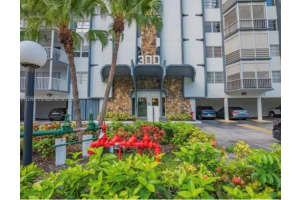 300 Diplomat Pkwy APT 711, Hallandale Beach, FL 33009, Sold 09/29/23