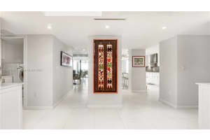 2901 S Bayshore Dr, Miami, FL 33133, Sold 05/01/24