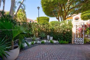 3702 NE 208th St, Aventura, FL 33180, Sold 11/29/23