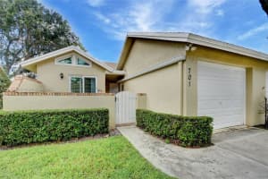 701 Maplewood Dr, Greenacres, FL 33415, Sold 10/31/23