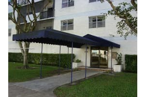 8950 NE 8th Ave APT 407, Miami, FL 33138, Sold 10/06/23
