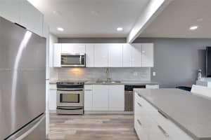 7747 SW 86th St d 306, Miami, FL 33143, Sold 11/07/23