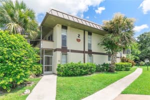 112 Greenway Village N, Royal Palm Beach, FL 33411, Sold 10/13/23