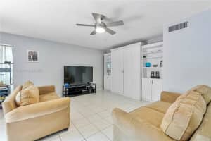 112 Greenway Village N, Royal Palm Beach, FL 33411, Sold 10/13/23