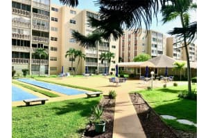 MLS# A11440899, Hallandale Beach, Florida 33009