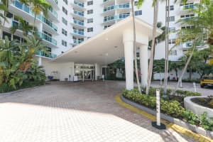 3001 S Ocean Dr APT 1637, Hollywood, FL 33019, Sold 11/21/23