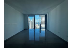 68 SE 6th St Apt 3505, Miami, FL 33131, Sold 12/13/23