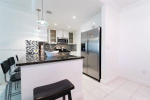 8510 SW 149th Ave APT 1107, Miami, FL 33193, Sold 09/21/23