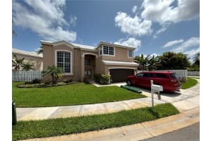 963 SW 101st Way, Pembroke Pines, FL 33025, Sold 12/11/23