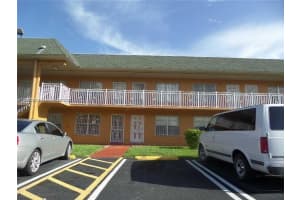 Parking lot, 271 NW 177th St # B-223, Miami Gardens, FL 33169, Sold 05/30/25