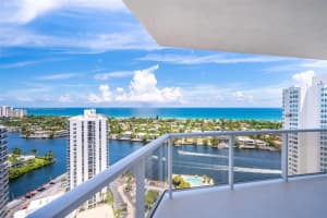 20281 E Country Club Dr APT 2302, Aventura, FL 33180, Sold 05/17/24