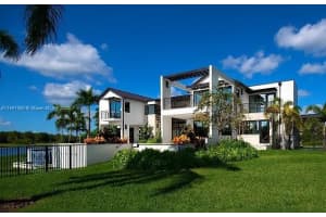 3714 Pine Lake Dr, Weston, FL 33332, Sold 01/30/24