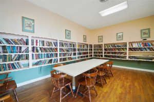 18707 NE 14th Ave APT 737, Miami, FL 33179, Sold 10/11/23