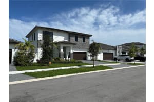 23373 SW 107th Pl, Princeton, FL 33032, Sold 12/18/23