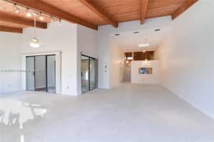 2753 Parkview Dr S #2753, Hallandale Beach, FL 33009, Sold 05/03/24
