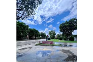 415 W Park Dr APT 202, Miami, FL 33172, Sold 10/30/23