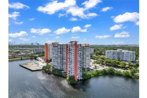1301 NE Miami Gardens Dr #722w, Miami, FL 33179, Sold 10/03/23