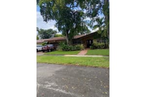 6811 Dunoon Ct, Miami Lakes, FL 33014, Sold 03/26/24