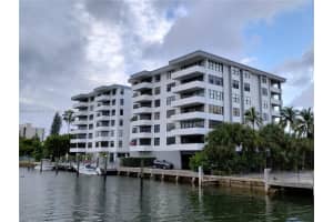 9660 W Bay Harbor Dr #2a, Bay Harbor Islands, FL 33154, Sold 01/02/24