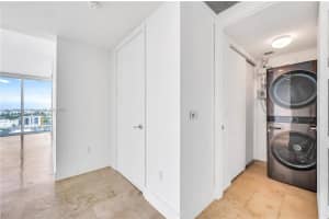 1040 Biscayne Blvd APT 2107, Miami, FL 33132, Sold 10/27/23