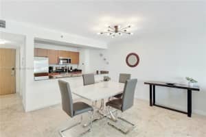 1200 Brickell Bay Dr APT 3906, Miami, FL 33131, Sold 12/29/23