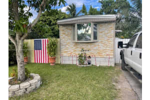 13111 SW 14th St, Miami, FL 33184, Sold 09/14/23