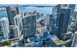 68 SE 6th St Apt 1607, Miami, FL 33131, Sold 09/26/23
