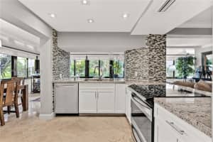 2333 Brickell Ave Ph 206, Miami, FL 33129, Sold 10/18/23