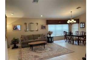 5165 Pelican Cove Dr, Boynton Beach, FL 33437, Sold 11/17/23