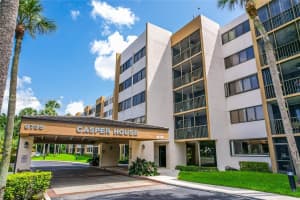 9735 NW 52nd St APT 501, Doral, FL 33178, Sold 06/20/24