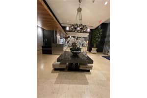 60 SW 13th St Apt 3602, Miami, FL 33130, Sold 04/09/24