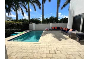 10128 NW 74th Terrace, Doral, FL 33178, Sold 11/03/23