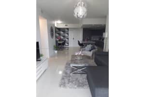 7825 NW 107th Ave Apt 312, Doral, FL 33178, Sold 10/20/23