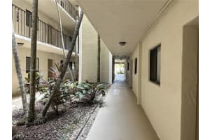 8065 SW 107th Ave APT 103, Miami, FL 33173, Sold 10/16/23