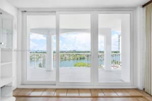 5401 Collins Ave APT 920, Miami Beach, FL 33140, Sold 10/23/23