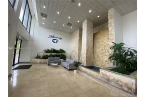 13499 Biscayne Blvd 1513, North Miami