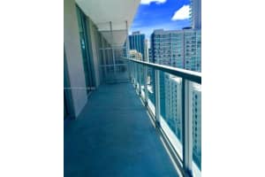 79 SW 12th St 2302 s, Miami, FL 33130, Sold 09/20/23