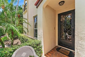 60 Marina Gardens Dr, Palm Beach Gardens, FL 33410, Sold 11/15/23