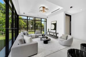 6772 SW 77th Terrace, South Miami, FL 33143, Sold 12/20/24