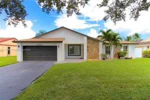 11685 SW 51st Ct, Cooper City, FL 33330, Sold 10/26/23