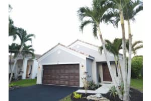 4232 Mahogany Ridge Dr, Weston, FL 33331, Sold 12/11/23